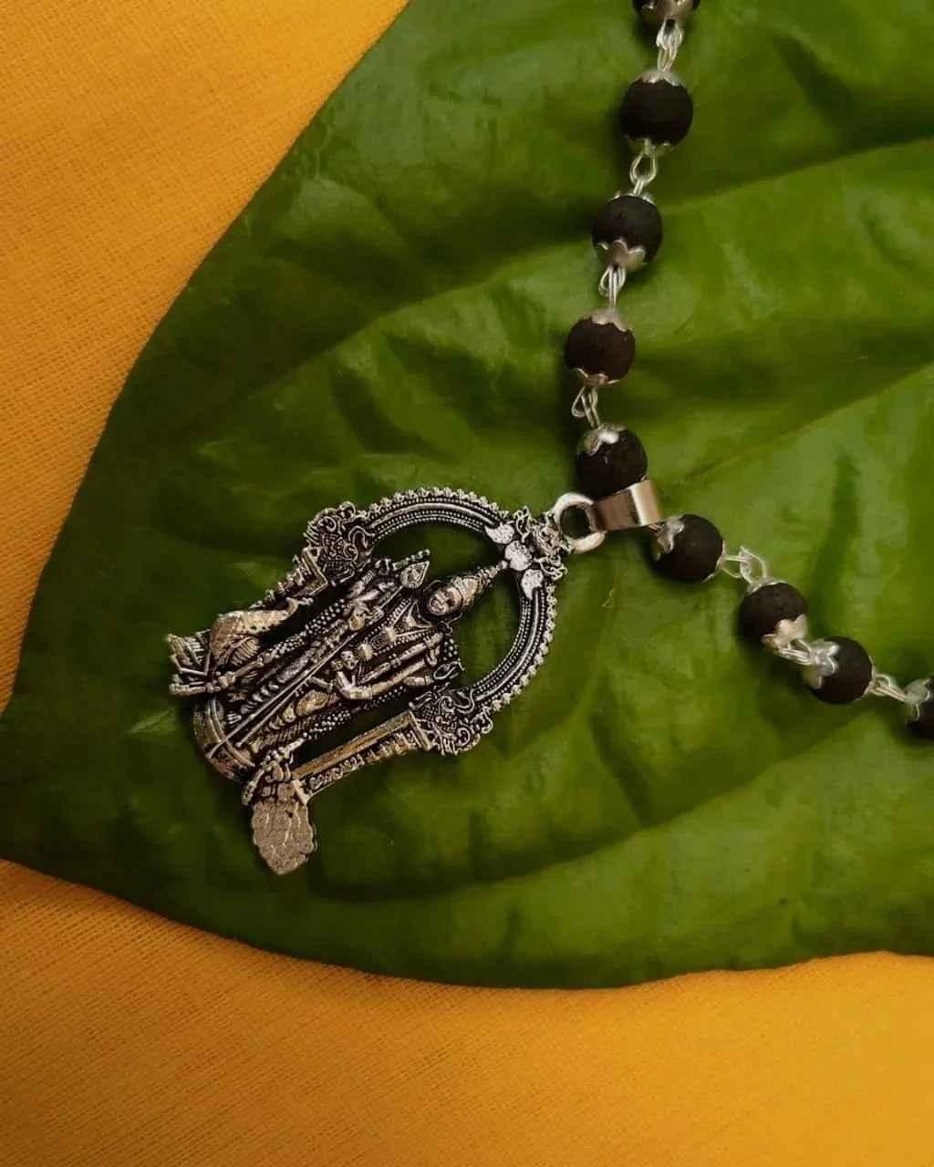 karungali_malai_original_with_murugan_pendant